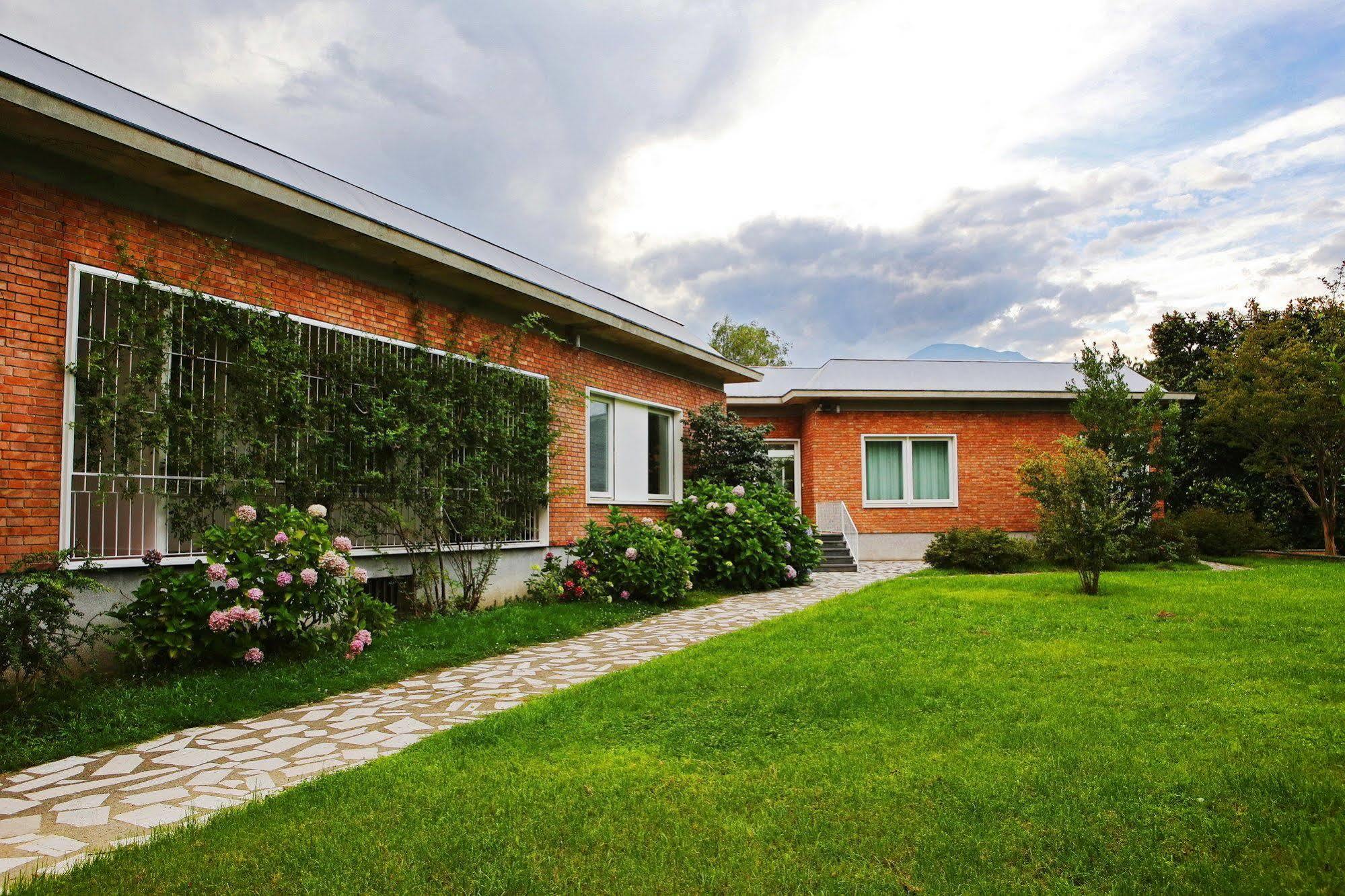 Villa Silvia Olivetti Banchette D'Ivrea エクステリア 写真