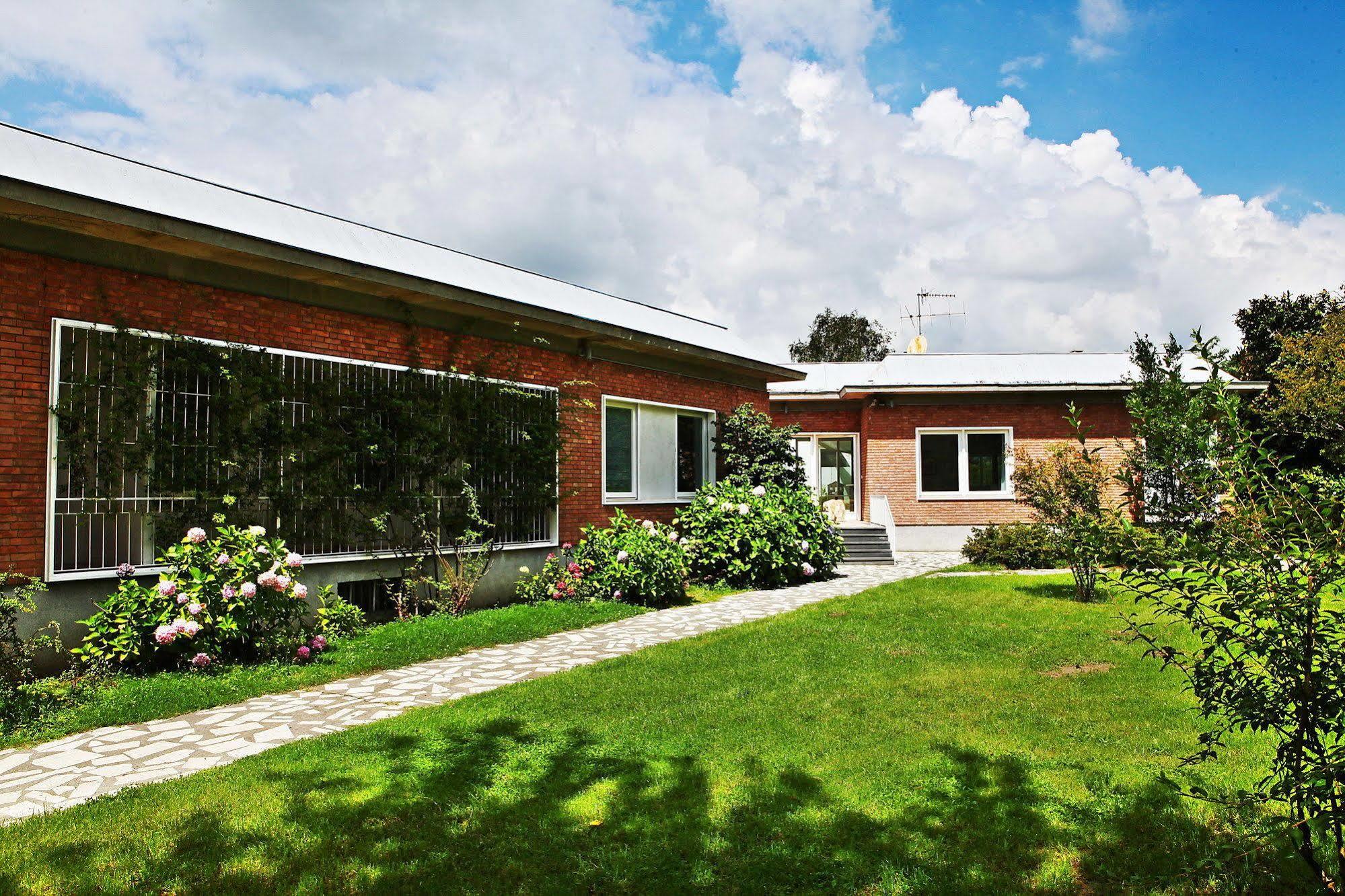 Villa Silvia Olivetti Banchette D'Ivrea エクステリア 写真